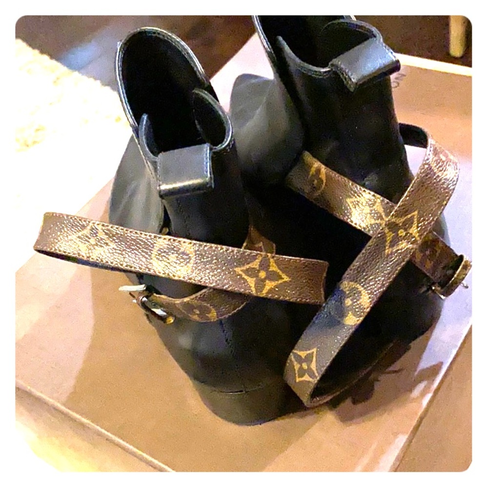 Louis Vuitton Booties